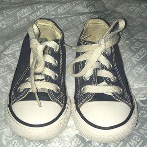 Size 6 toddler converse